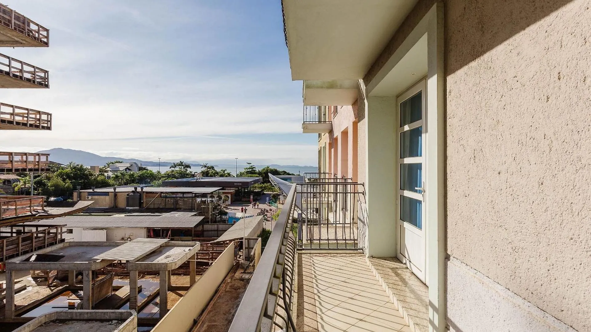 Suite Com Vista Para Praia Dentro De Hotel - Seazone Ilctop Florianopolis 0*,  Brazil