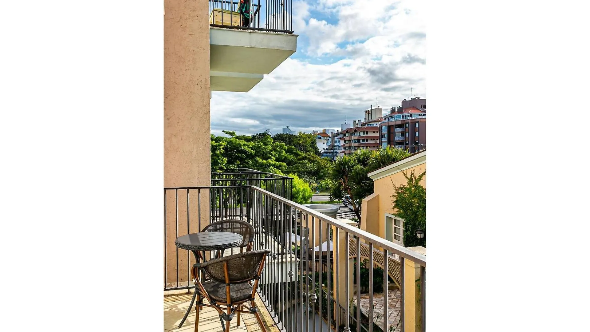 Suite Com Vista Para Praia Dentro De Hotel - Seazone Ilctop Florianopolis 0*,  Brazil