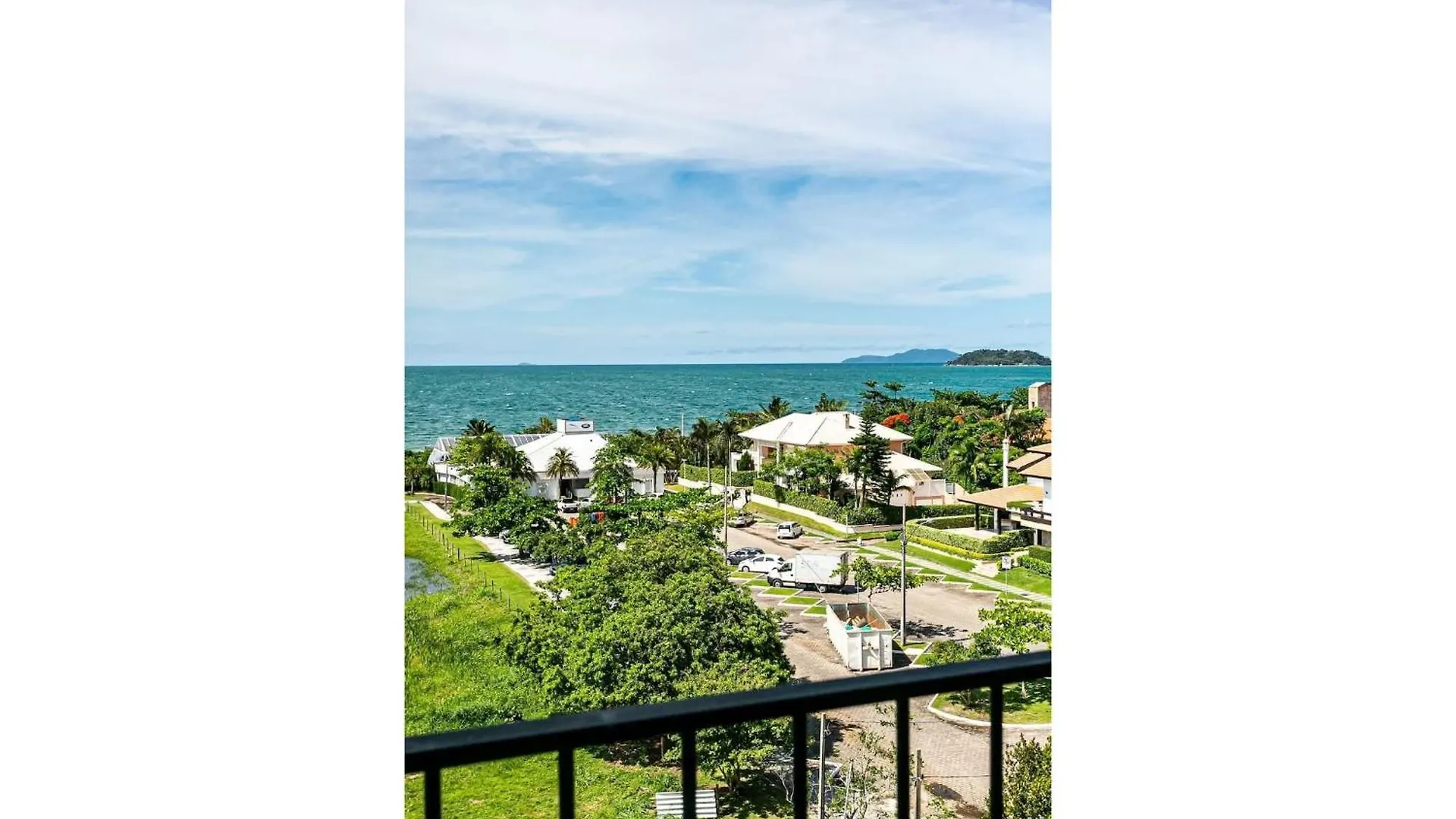Resort Suite Com Vista Para Praia Dentro De Hotel - Seazone Ilctop Florianopolis Brazil