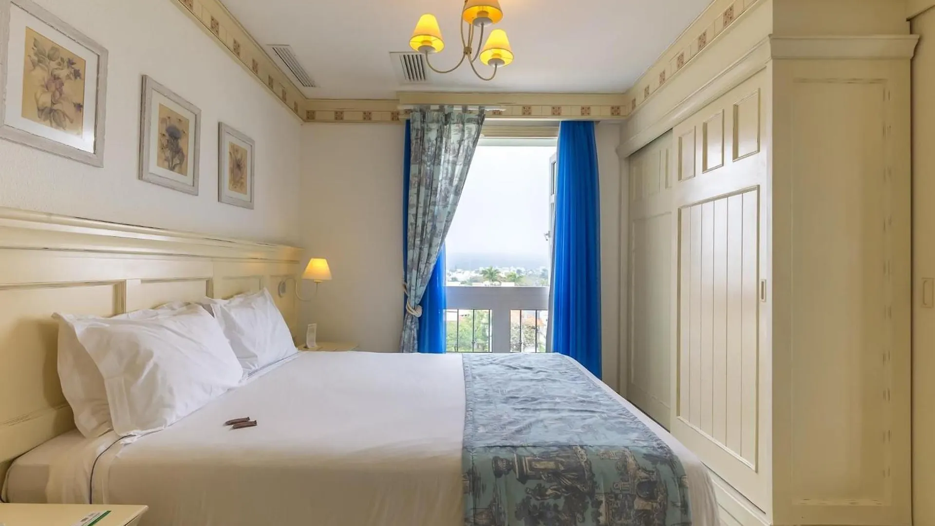 Resort Suite Com Vista Para Praia Dentro De Hotel - Seazone Ilctop Florianopolis