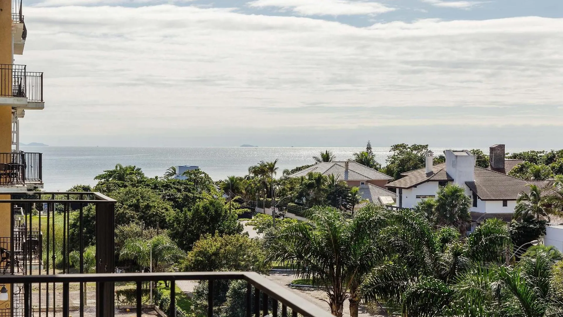 Suite Com Vista Para Praia Dentro De Hotel - Seazone Ilctop Florianopolis 0*,  Brazil