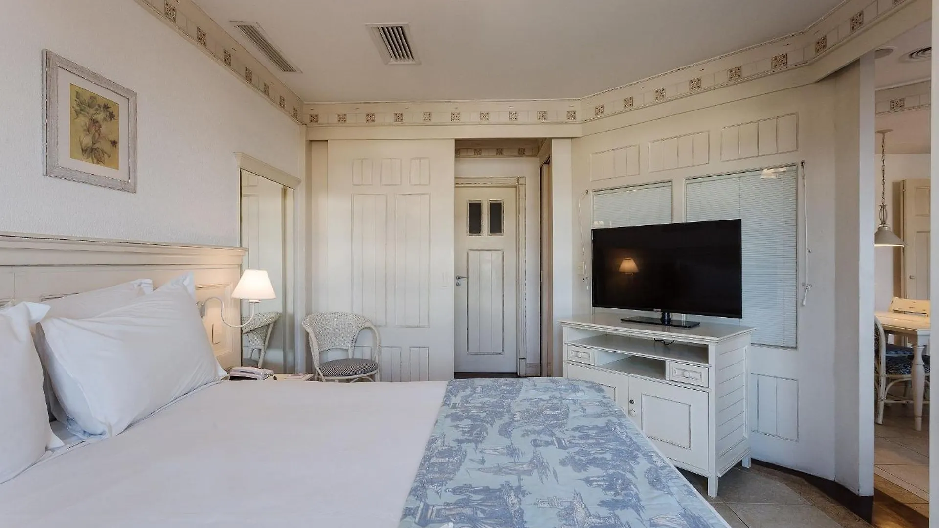 Suite Com Vista Para Praia Dentro De Hotel - Seazone Ilctop Florianopolis 0*,