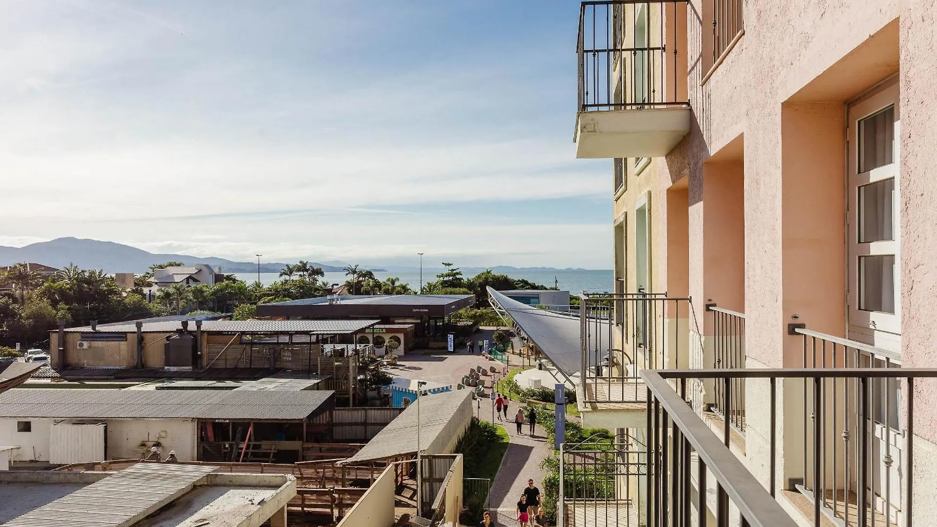 Suite Com Vista Para Praia Dentro De Hotel - Seazone Ilctop Florianopolis