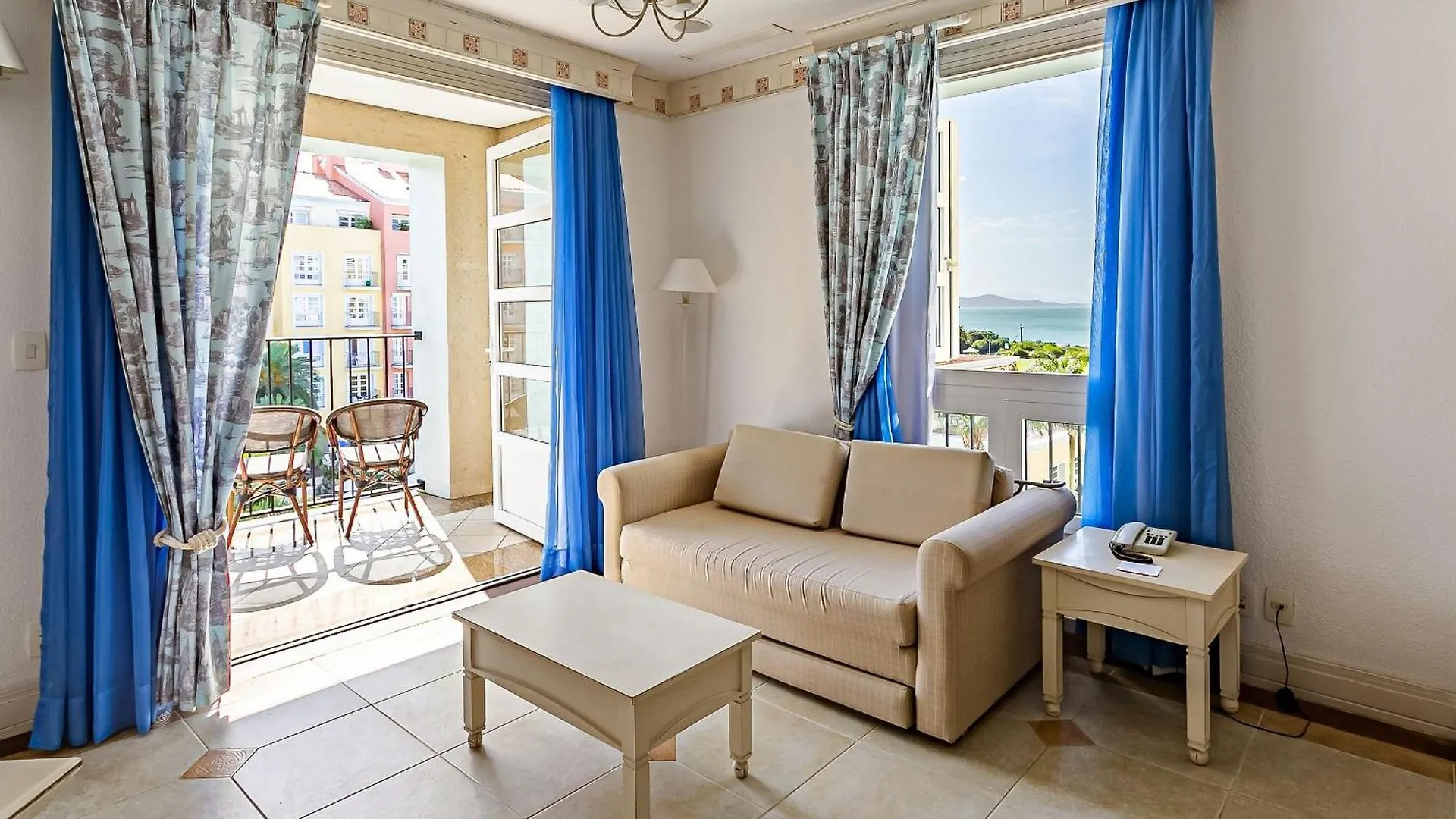 Suite Com Vista Para Praia Dentro De Hotel - Seazone Ilctop Florianopolis Resort
