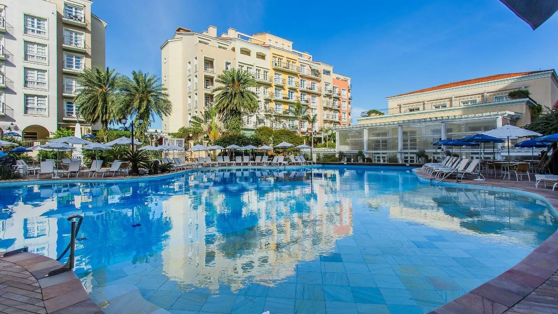 Suite Com Vista Para Praia Dentro De Hotel - Seazone Ilctop Florianópolis Brasilien