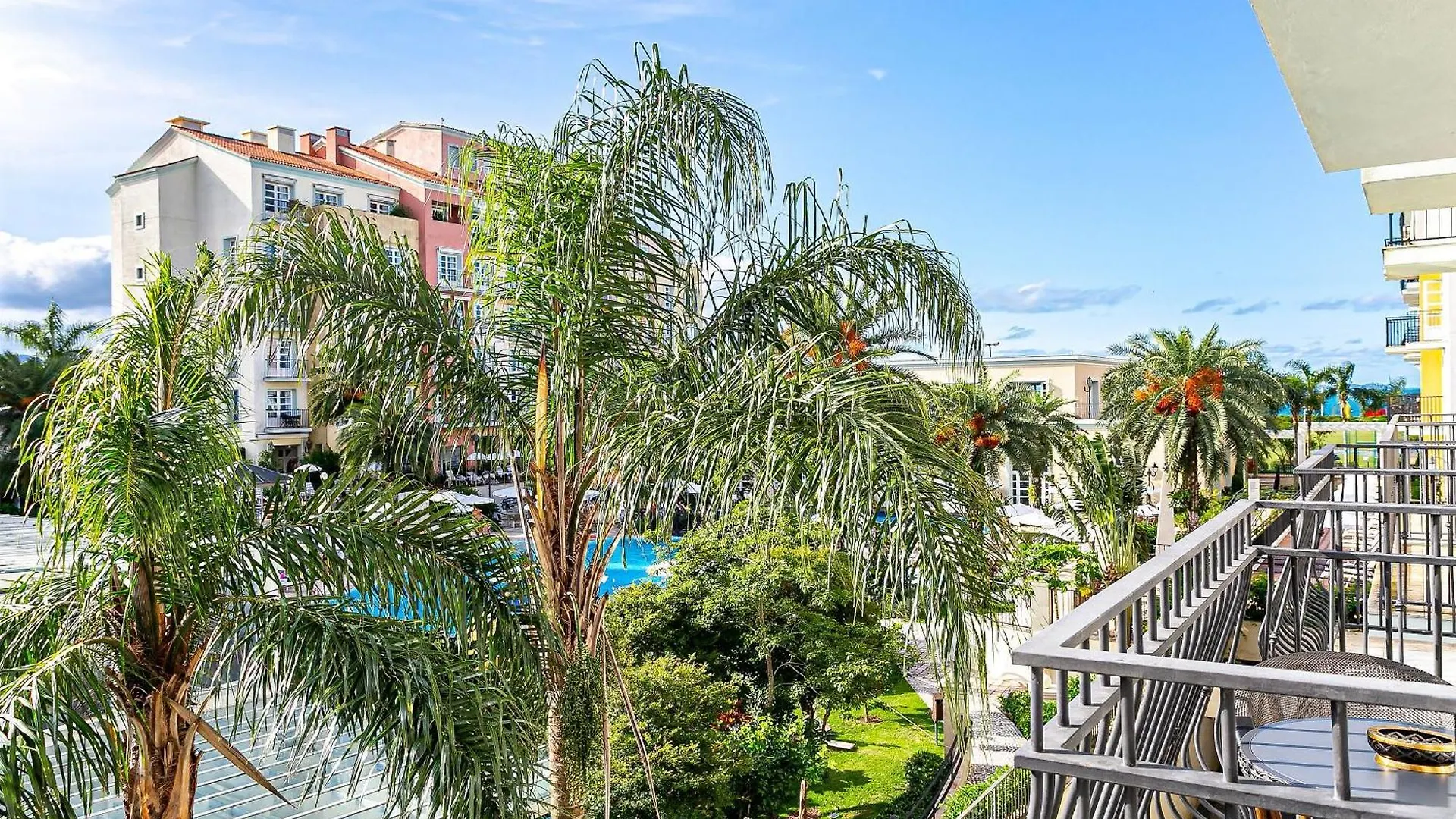 Suite Com Vista Para Praia Dentro De Hotel - Seazone Ilctop Florianopolis