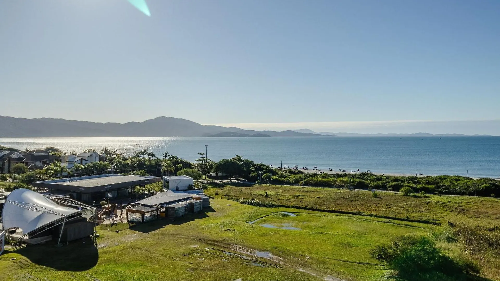 Suite Com Vista Para Praia Dentro De Hotel - Seazone Ilctop Florianópolis