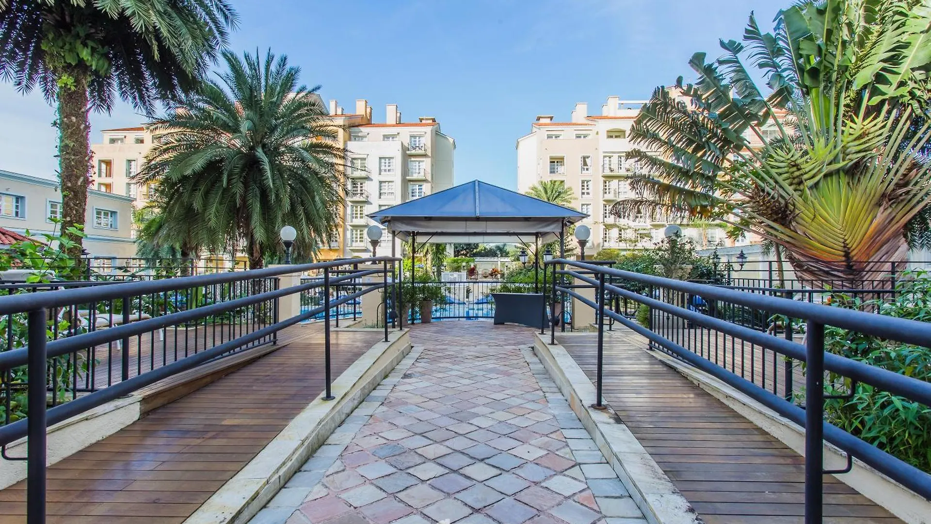 Üdülőközpont Suite Com Vista Para Praia Dentro De Hotel - Seazone Ilctop Florianópolis